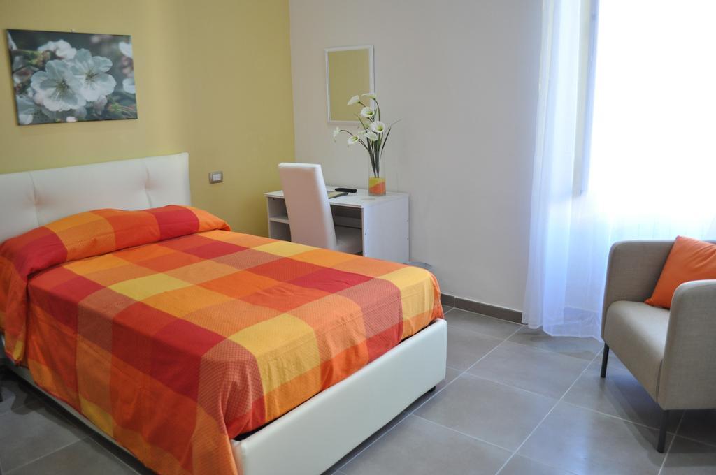 Il Giardinetto Guest House Чивітавекк'я Номер фото